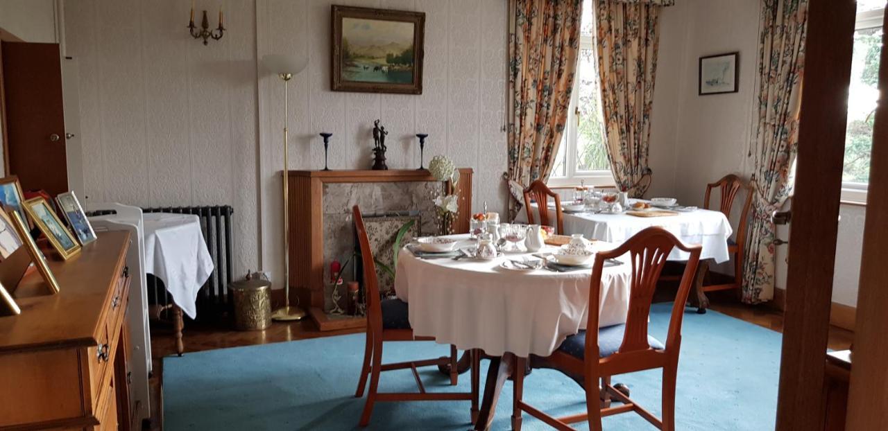 Wychwood House Bed & Breakfast Penally Bagian luar foto