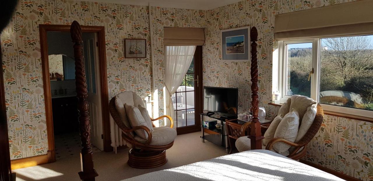 Wychwood House Bed & Breakfast Penally Bagian luar foto